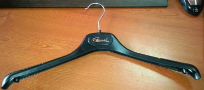 Вішалки з логотипом