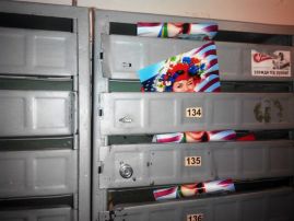 Адресна роздача листівок