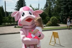 Дитяче свято на Фабриці меблів НОВА 